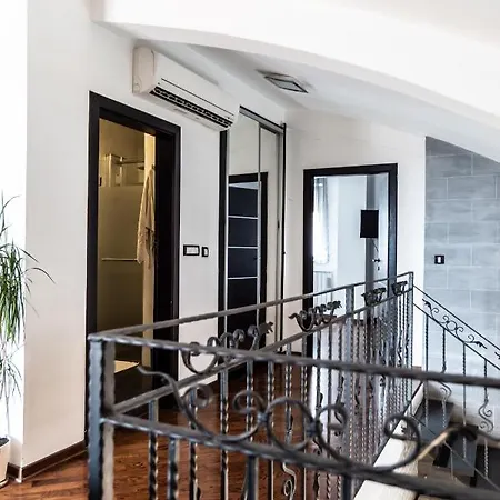 Vracar Historical Suites *